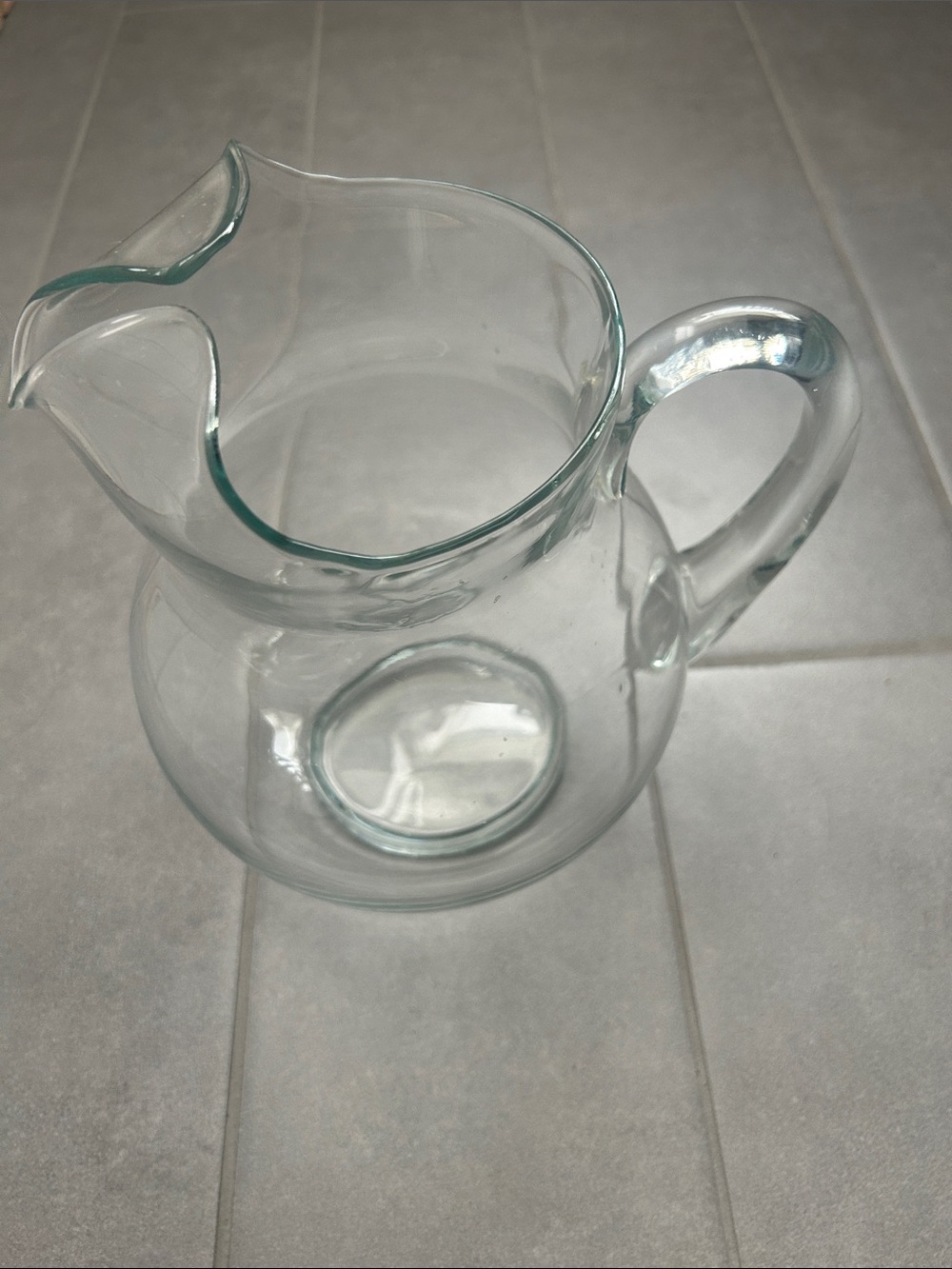 Clear Glass Water Pitcher - Rounded Spout and Handle